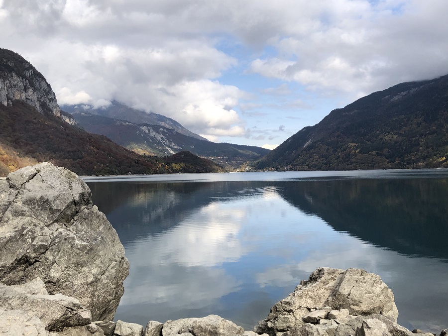 Lago Di Nembia Il Sentiero Dei Piccoli Camminatori Il Trentino Dei Bambini